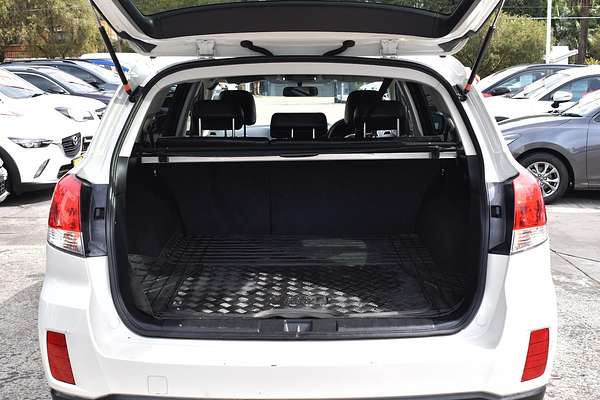 2013 Subaru Outback 2.5i 4GEN
