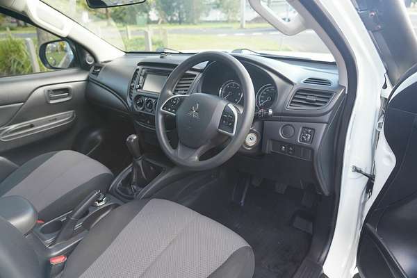 2021 Mitsubishi Triton GLX MR 4X4