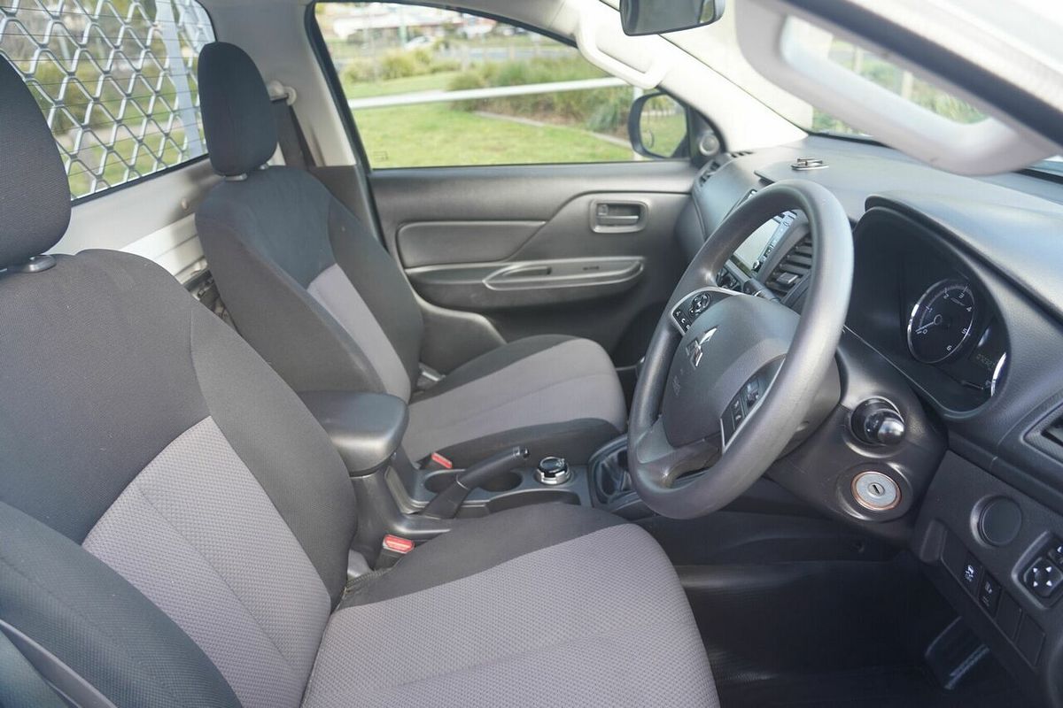 2021 Mitsubishi Triton GLX MR 4X4