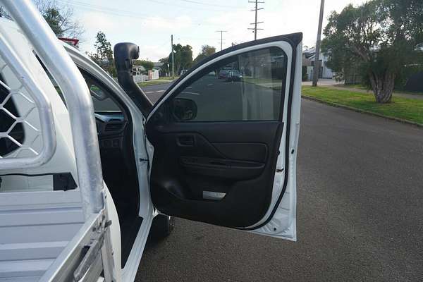 2021 Mitsubishi Triton GLX MR 4X4