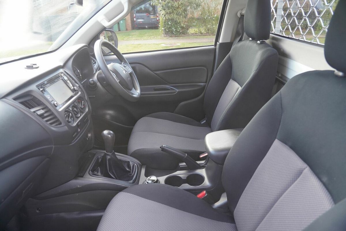 2021 Mitsubishi Triton GLX MR 4X4