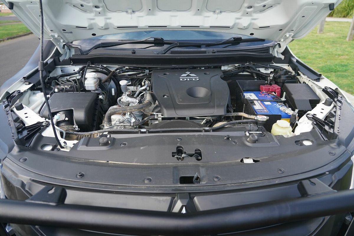 2021 Mitsubishi Triton GLX MR 4X4
