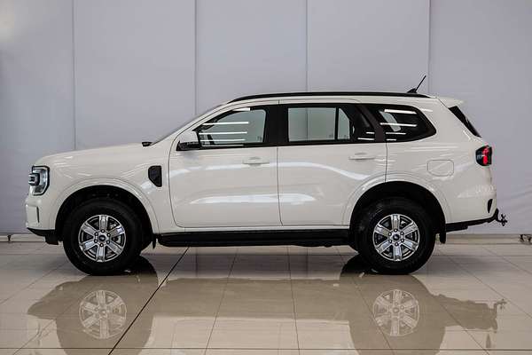 2024 Ford Everest Ambiente 2.0L