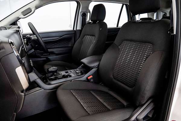 2024 Ford Everest Ambiente 2.0L