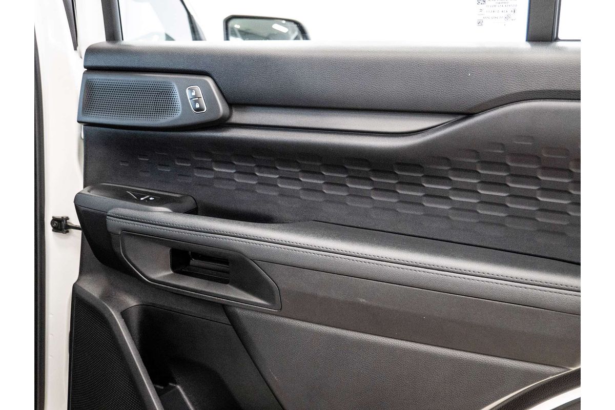 2024 Ford Everest Ambiente 2.0L
