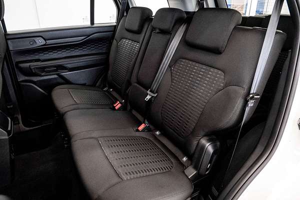 2024 Ford Everest Ambiente 2.0L