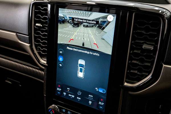 2024 Ford Everest Ambiente 2.0L