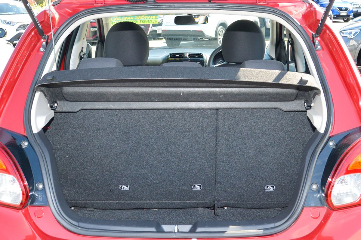 2019 Mitsubishi Mirage ES LA