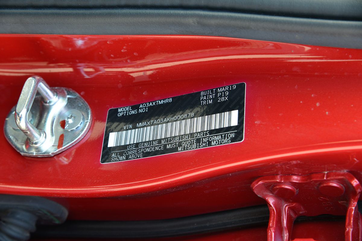 2019 Mitsubishi Mirage ES LA