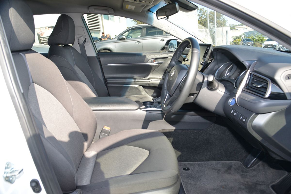 2022 Toyota Camry Ascent Sport AXVH70R