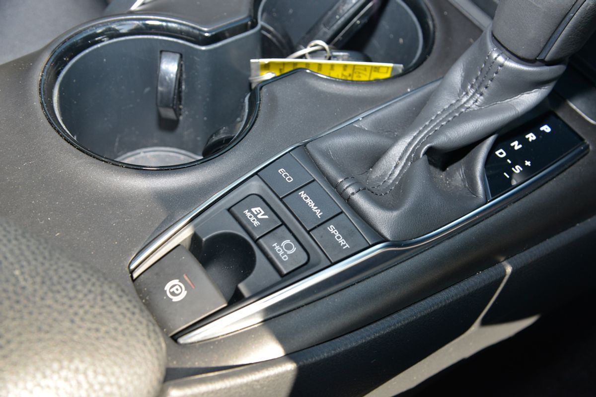 2022 Toyota Camry Ascent Sport AXVH70R