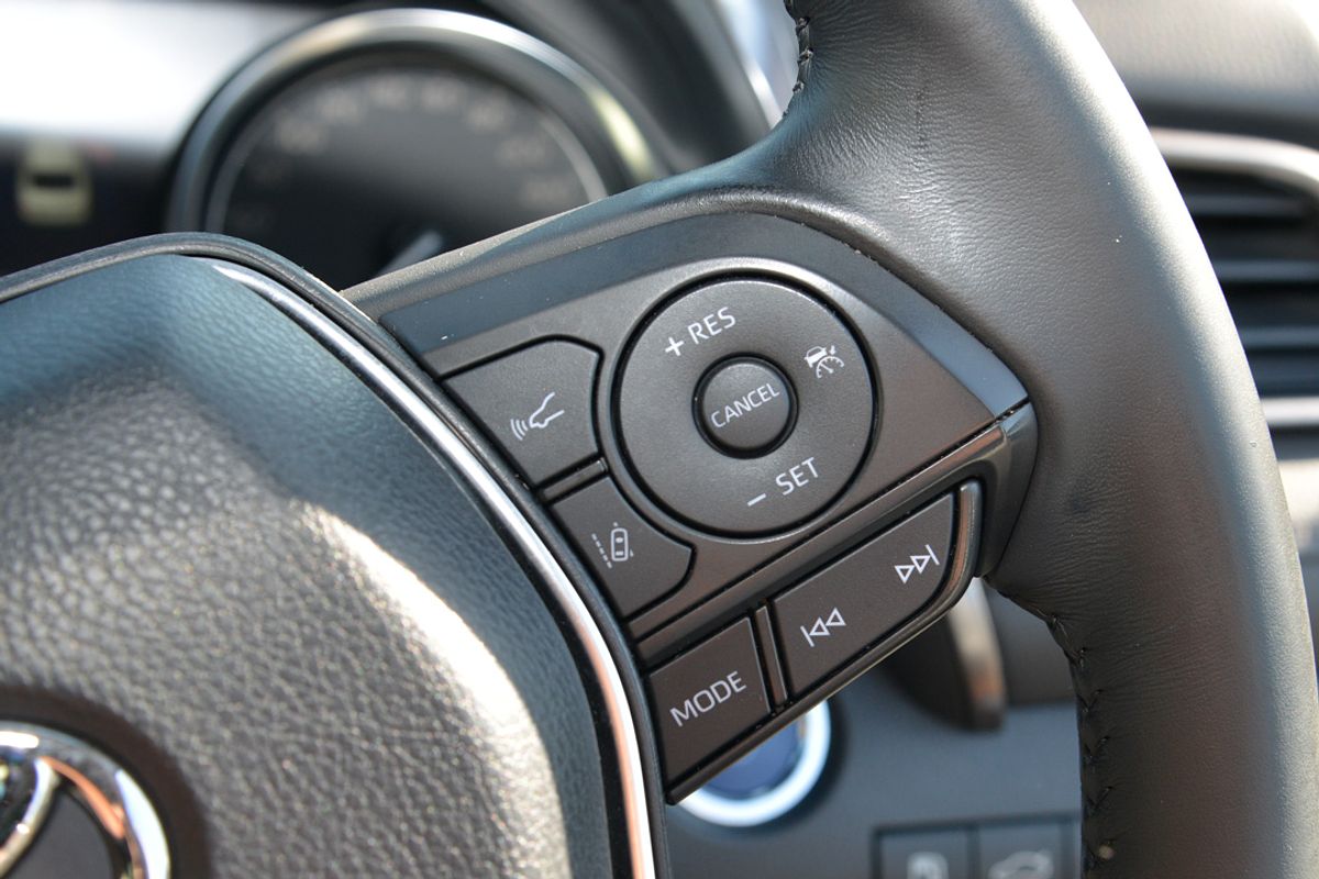 2022 Toyota Camry Ascent Sport AXVH70R