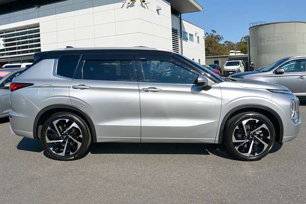 2023 Mitsubishi Outlander Exceed Tourer ZM
