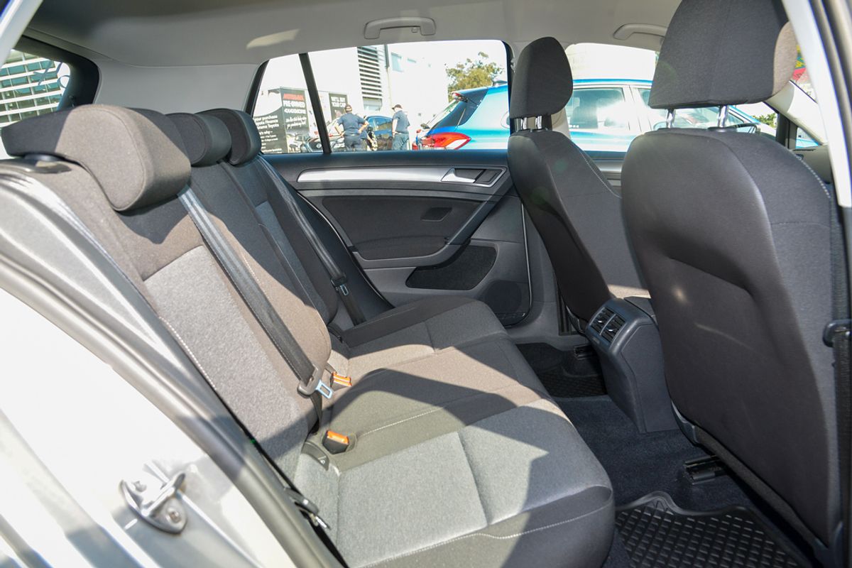 2017 Volkswagen Golf 92TSI 7