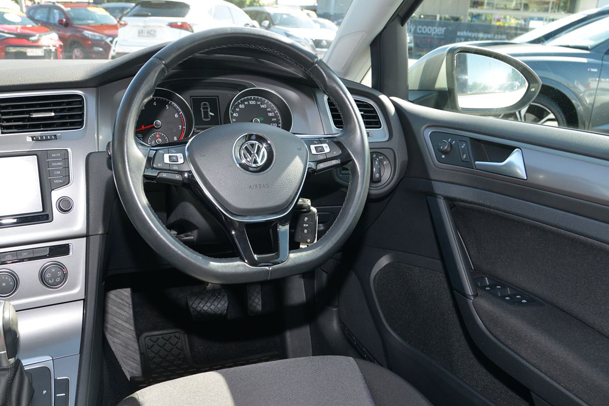 2017 Volkswagen Golf 92TSI 7