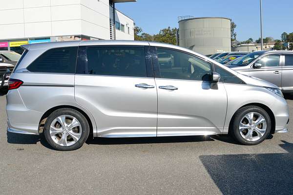 2017 Honda Odyssey VTi 5th Gen