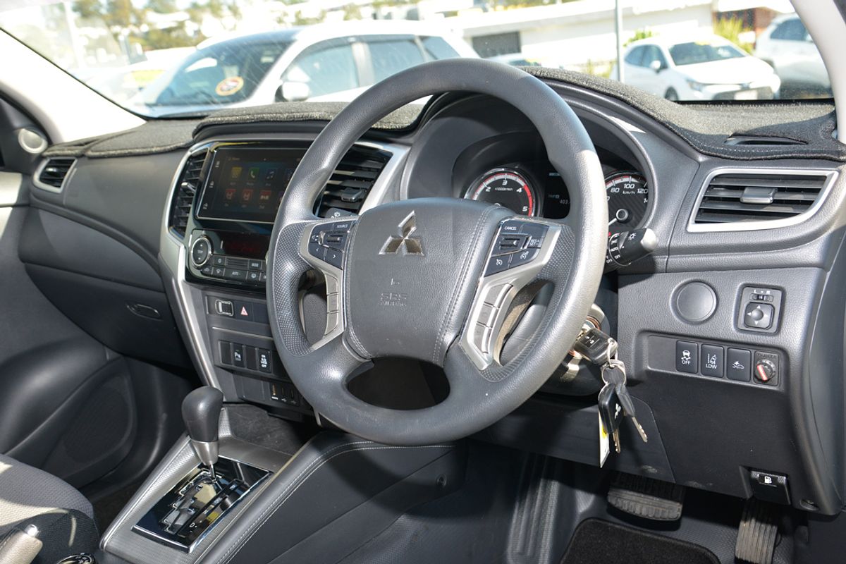 2021 Mitsubishi Triton GLX+ MR 4X4