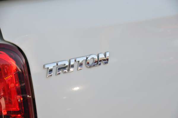 2021 Mitsubishi Triton GLX+ MR 4X4