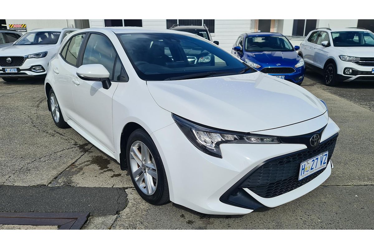2018 Toyota Corolla Ascent Sport MZEA12R