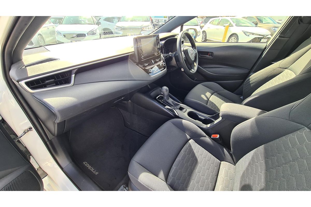 2018 Toyota Corolla Ascent Sport MZEA12R