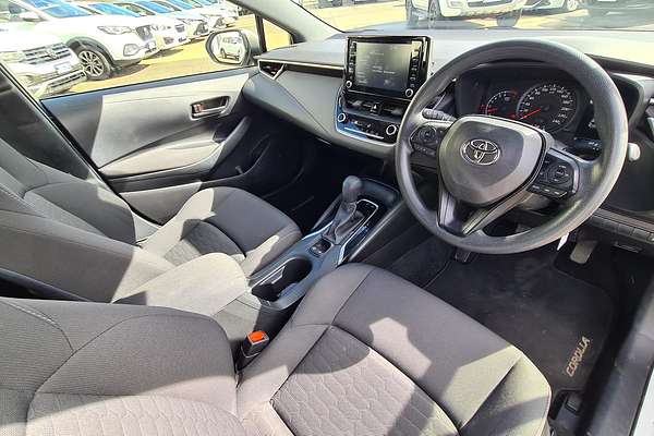2018 Toyota Corolla Ascent Sport MZEA12R