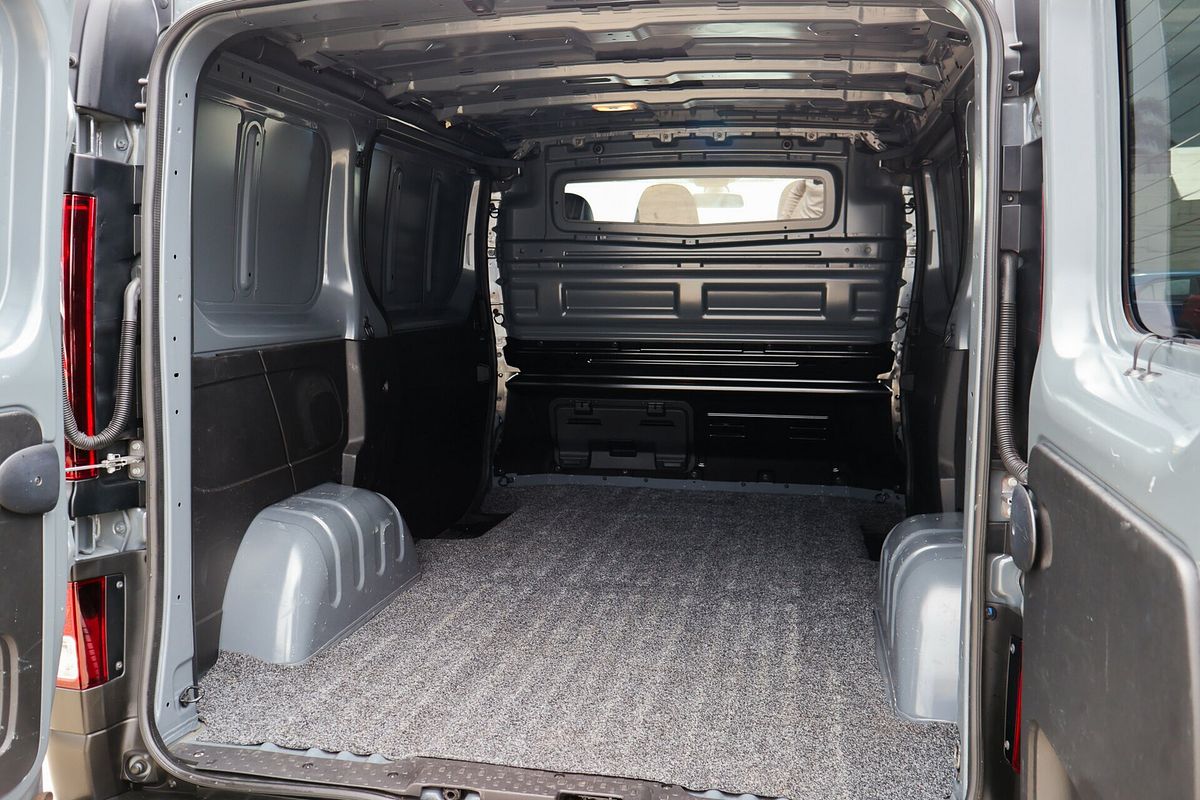 2022 Renault Trafic Premium X82 SWB