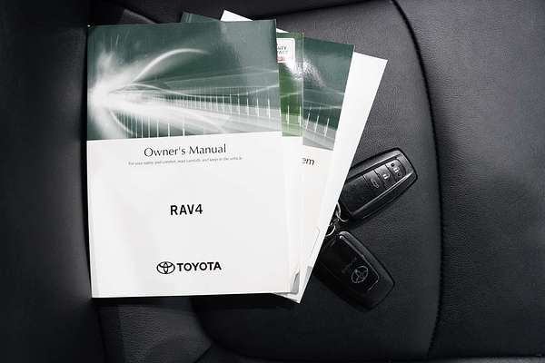 2020 Toyota RAV4 Cruiser MXAA52R