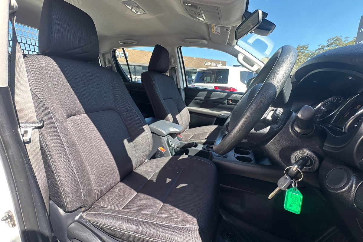 2022 Toyota Hilux SR GUN126R 4X4