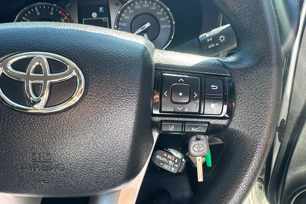 2022 Toyota Hilux SR GUN126R 4X4