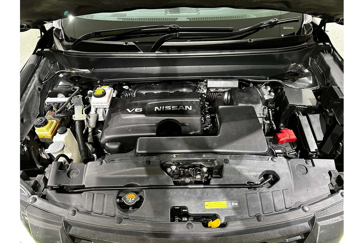 2017 Nissan Pathfinder Ti R52 Series II