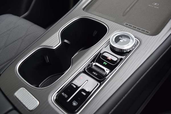 2025 Chery Tiggo 8 Super Hybrid Ultimate T31