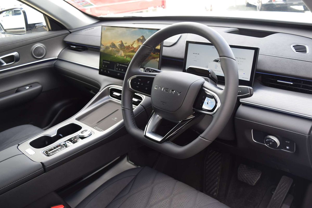 2025 Chery Tiggo 8 Super Hybrid Ultimate T31