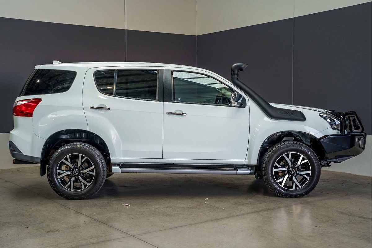 2020 Isuzu MU-X LS-U