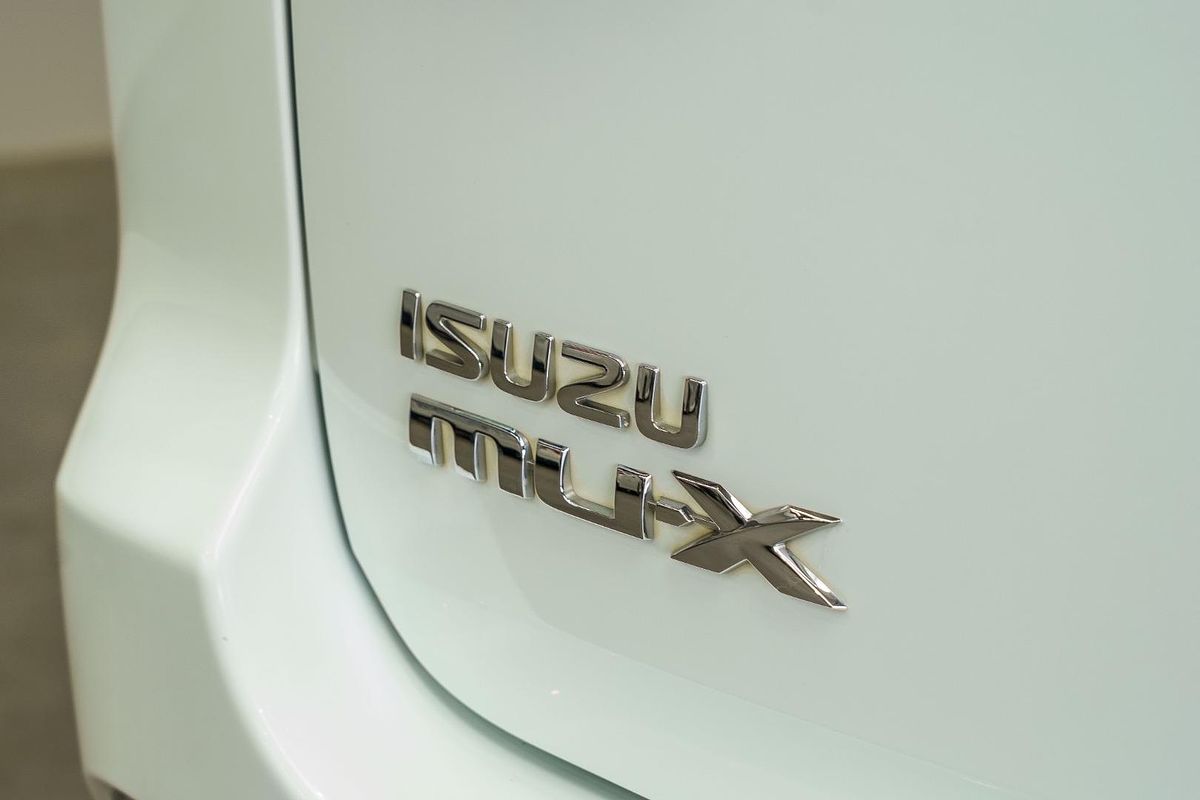 2020 Isuzu MU-X LS-U