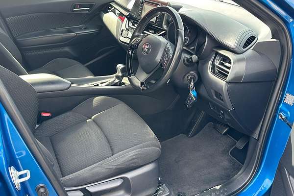 2017 Toyota C-HR NGX10R