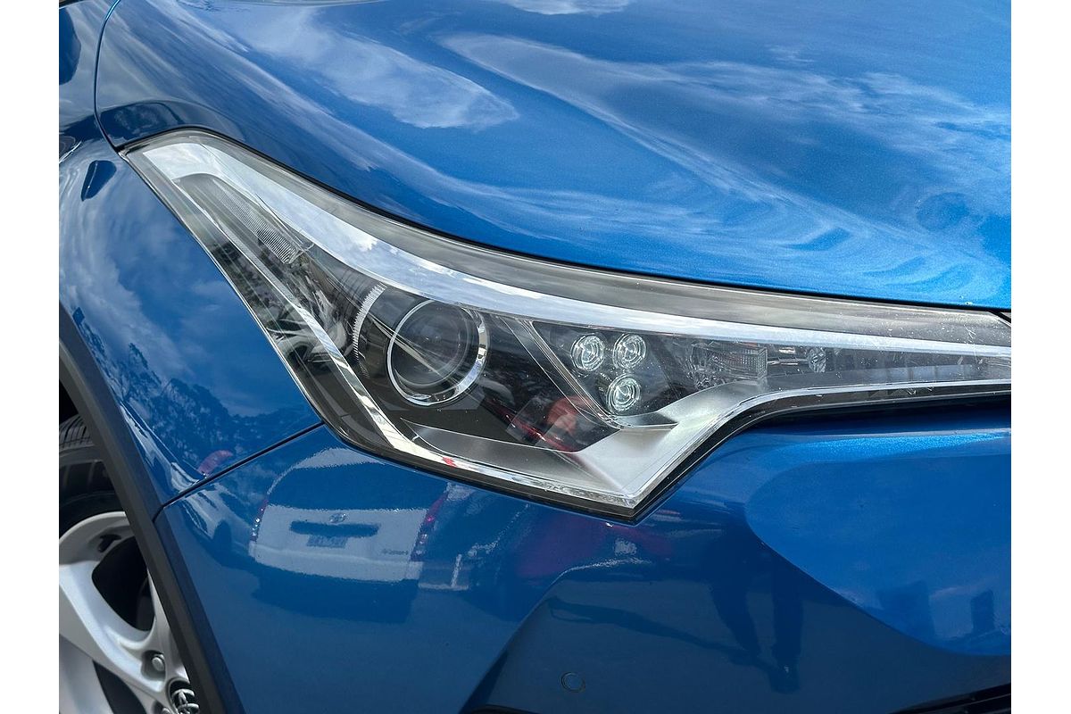 2017 Toyota C-HR NGX10R