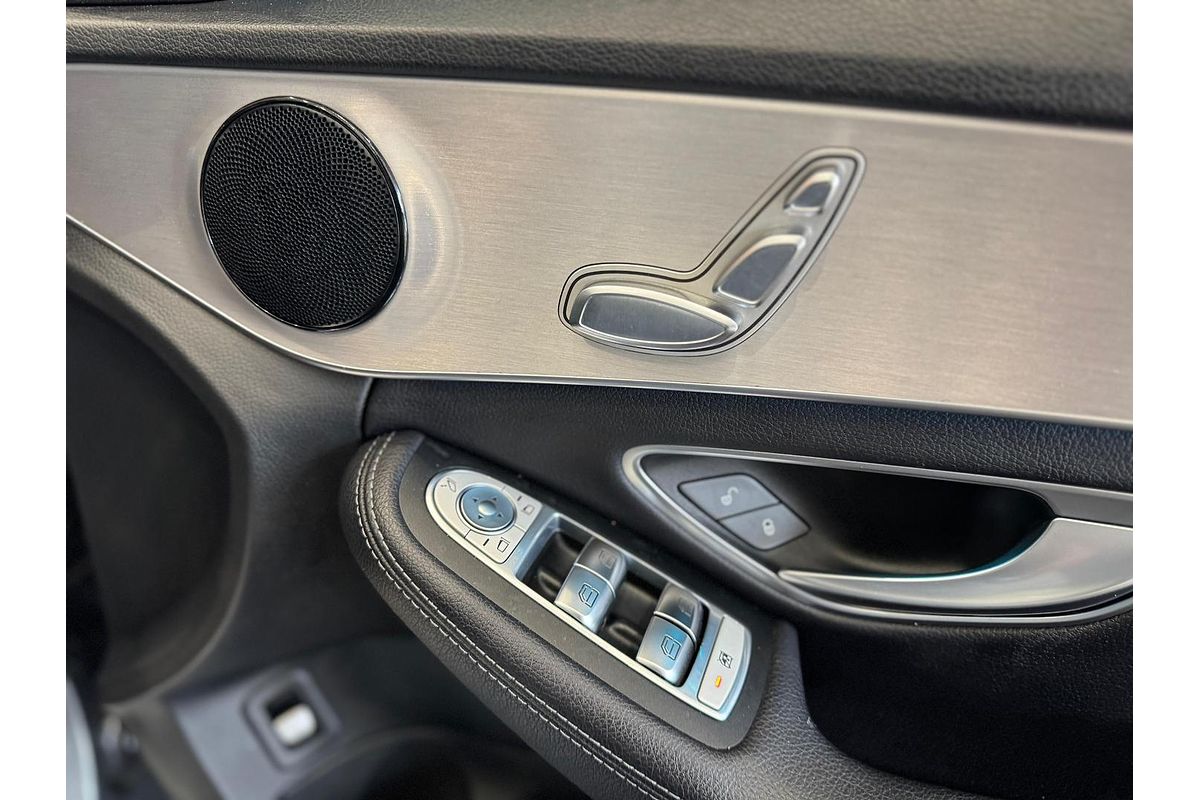 2018 Mercedes-Benz C-Class C300 W205