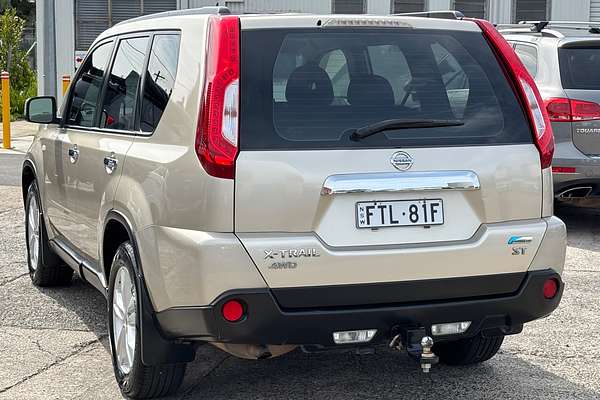 2012 Nissan X-TRAIL ST T31