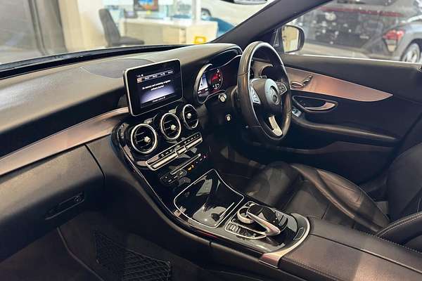 2018 Mercedes-Benz C-Class C300 W205