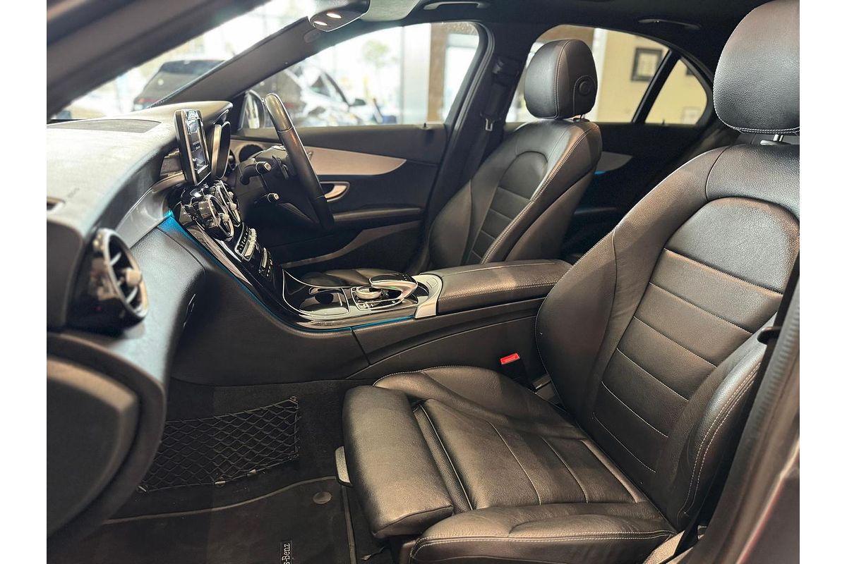 2018 Mercedes-Benz C-Class C300 W205