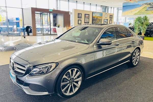 2018 Mercedes-Benz C-Class C300 W205