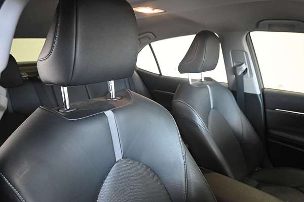 2019 Toyota Camry SX ASV70R