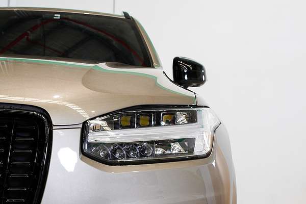 2022 Volvo XC90 B6 R-Design