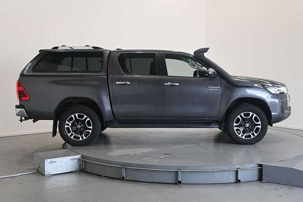 2021 Toyota Hilux SR5 GUN126R