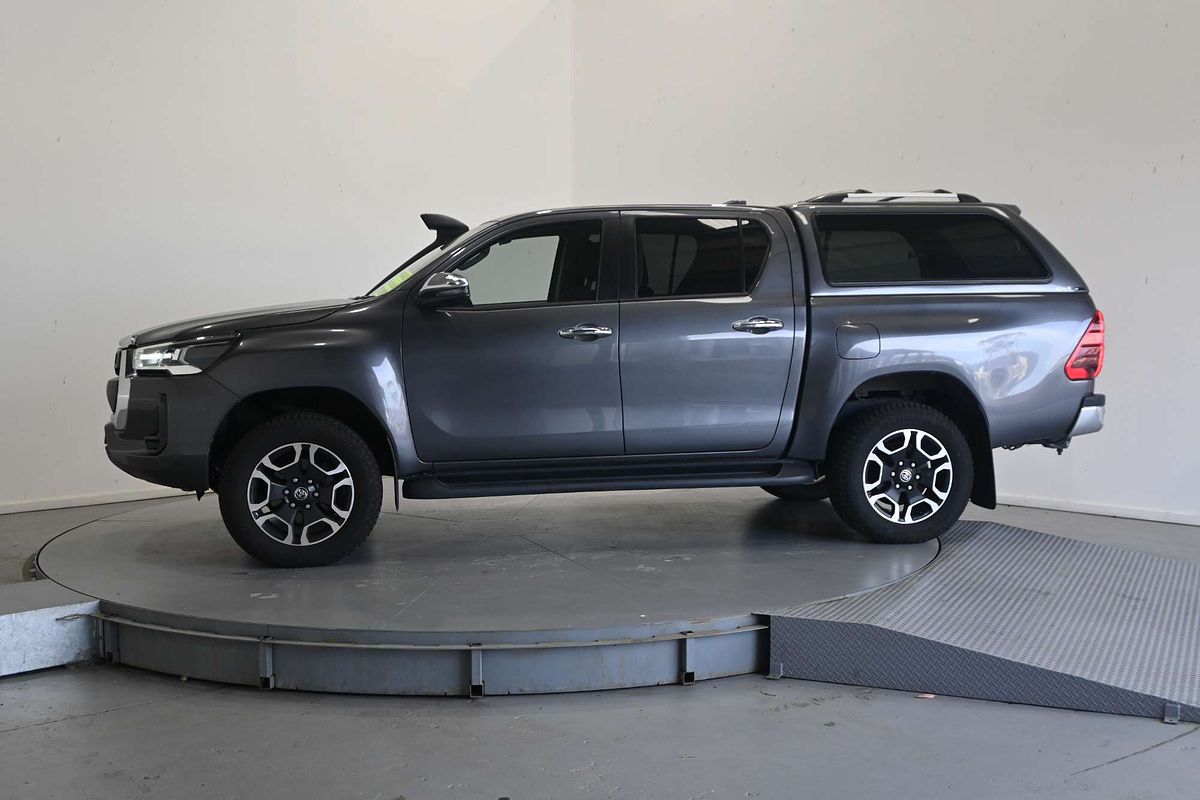 2021 Toyota Hilux SR5 GUN126R