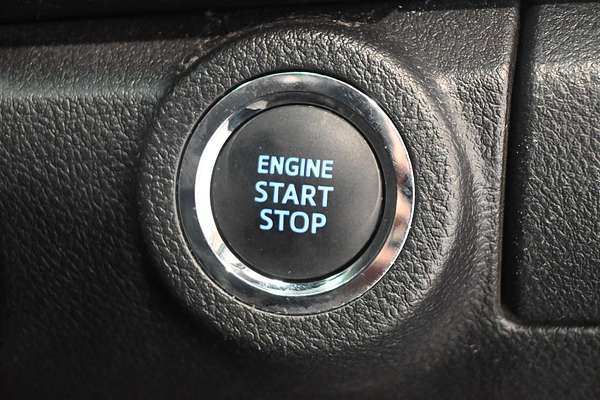 2021 Toyota Hilux SR5 GUN126R