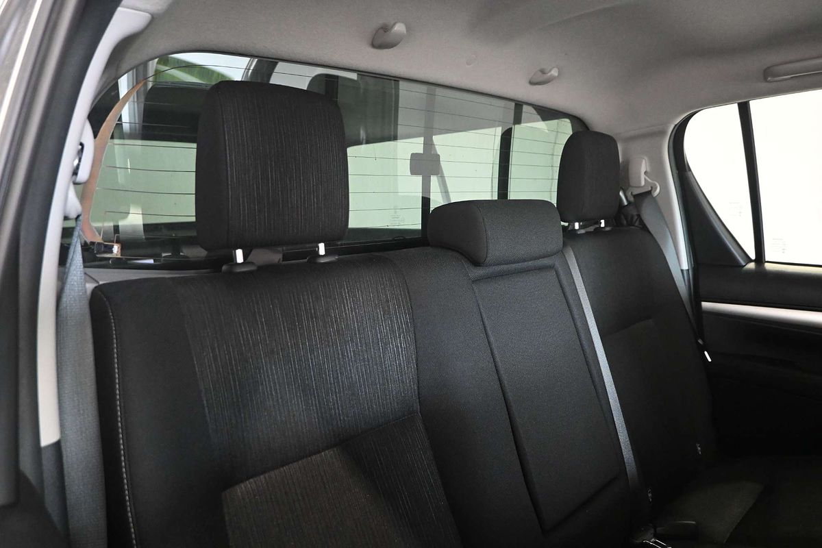2021 Toyota Hilux SR5 GUN126R