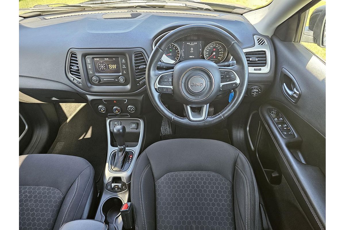2017 Jeep Compass Longitude M6