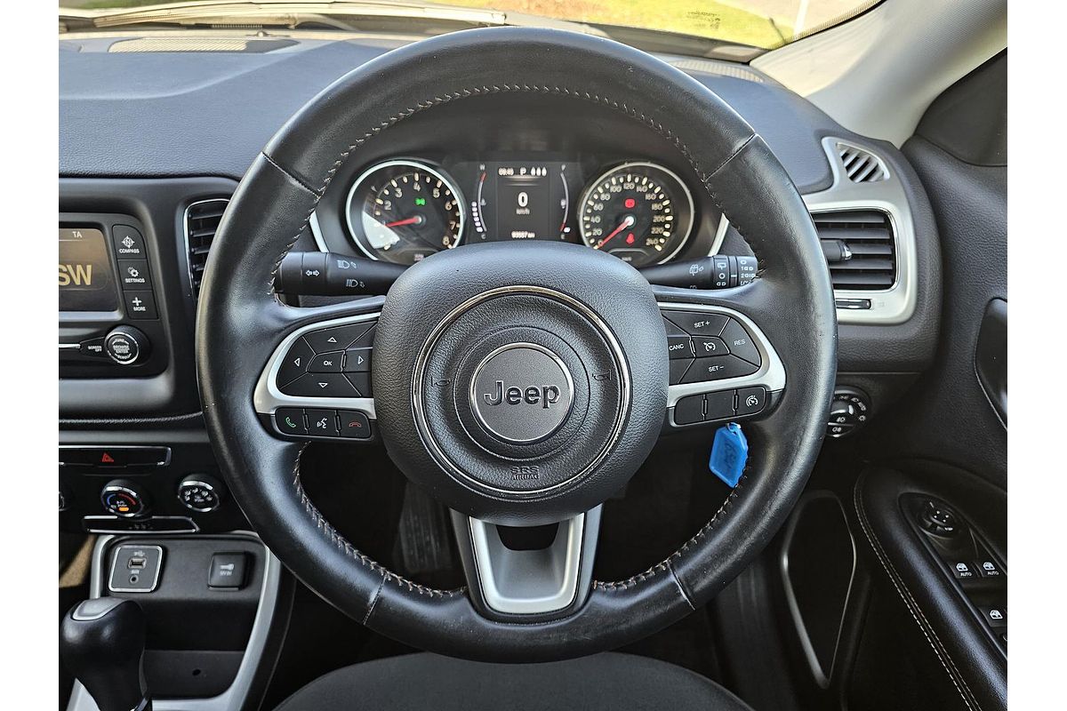 2017 Jeep Compass Longitude M6