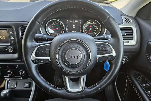 2017 Jeep Compass Longitude M6